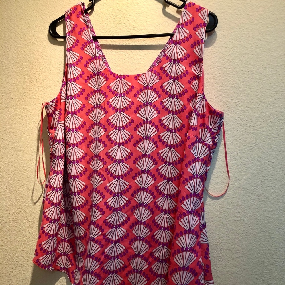 pink and purple tank with bow